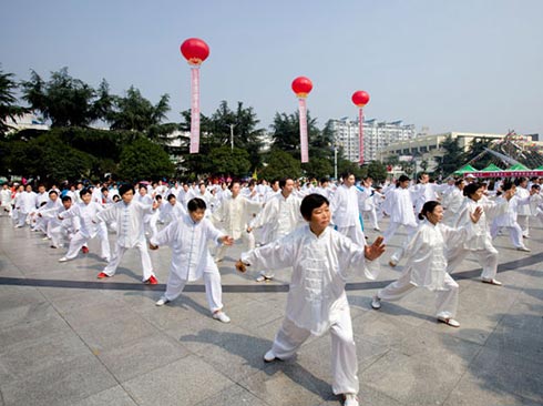 ���x��ȫ�񹲽��������󽡿���    ���M(j��n)�����Ї����O(sh��)��������ґ�(zh��n)���������ѽ�(j��ng)�ɞ��Ї�δ���l(f��)չ�M(j��n)���е���Ҫ���P(gu��n)�I�~���������l(f��)���ġ��������Ї�2030��Ҏ(gu��)���VҪ�����ǽ��ʮ�������M(j��n)�����Ї����O(sh��)�ĺꂥ�{(l��n)�D���Є�(d��ng)�V�I(l��ng)�����VҪ���İl(f��)���_���˽��O(sh��)�����Ї����������{(l��n)�D�еĽ����Ї���һ�����ӵľ��������O(sh��)�����Ї��ă�(n��i)������ʲô�����������������ߑ�(y��ng)ԓ������֣�����������(b��o)ӛ�߲��L�˶෽���ҌW(xu��)�ߣ����ڌ������Ї�������ֱ�^�����L����Ԕ��(x��)��