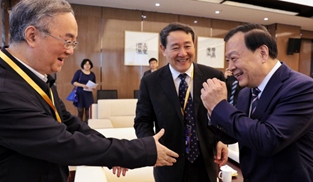 ɣ���l(w��i)�c�Č���