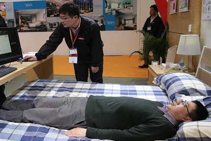 ˯���L����˯�úã����V��˯�ߵ����ж���Ҫ��Ҷ����@�ӵĽ�(j��ng)�v���������˯���������հ��첻�H����ή�ҡ�ʳ��������߀���������꣬��ʲô���᲻��������ʲô���]�dȤ����ô��˯�ߵ����ж���Ҫ����ô���ܓ���һ������˯���� 