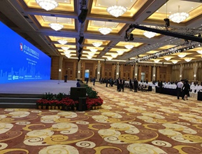 24�����l(f��)����(hu��)����B���(hu��)�����M(j��n)չ���Ϻ����ٹ���