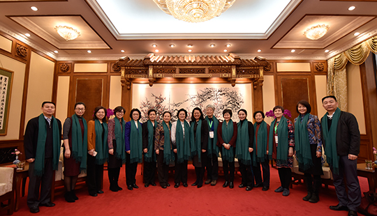 �c��(hu��)���Һ�Ӱ