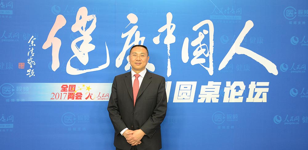 �Ӷ������F(tu��n)�hί��ӛ�����