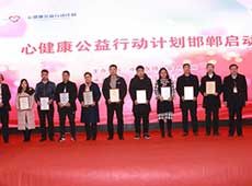 �ӱ���������(d��ng)�xʽ�F(xi��n)��(ch��ng)