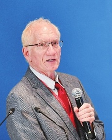 ����(gu��)�ƌW(xu��)ԺԺʿJohn MEKALANOS 