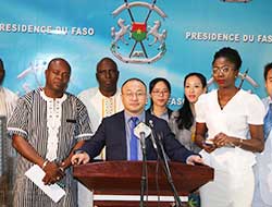 �����{���������نT�c�\(y��n)�����F(tu��n)�����ˆT��Ӱ����