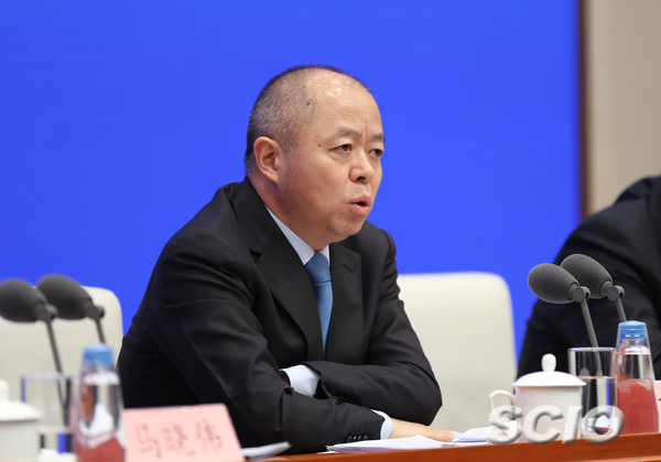 ���I(y��)����Ϣ���������L(zh��ng)����ƽ