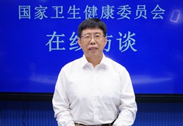 �Ї��������ČWУ�l(w��i)������������������W��ͯ�������l(w��i)���о������L�R܊