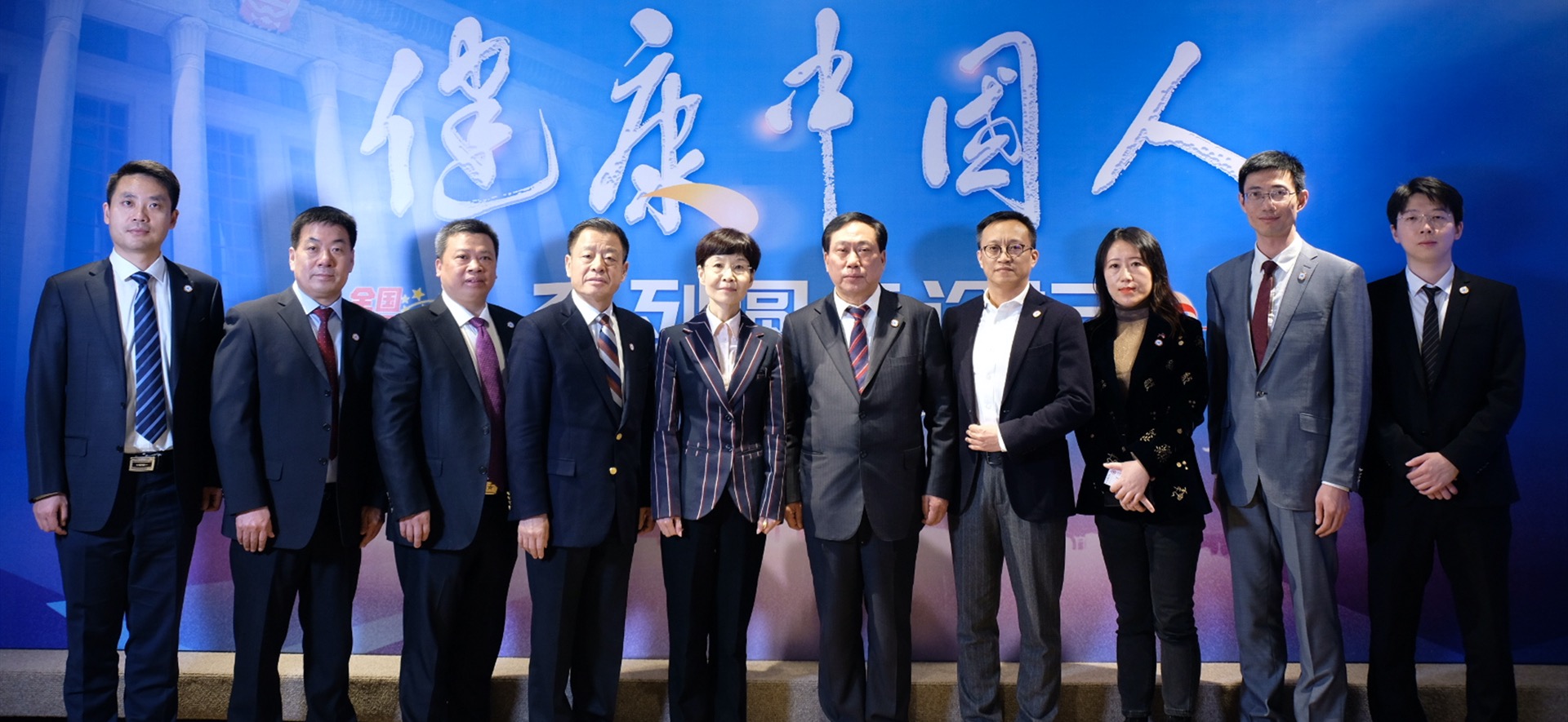 ���P(gu��n)ע����k�t(y��)���|(zh��)���l(f��)չ �Ƅ�����k�t(y��)Ժ��(n��i)�����O(sh��)��Փ�����e