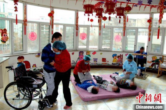 �ຣ��ͯ�����C(j��)��(g��u)��(chu��ng)���D(zhu��n)�ͱ��ϡ����⡱��ͯ������(qu��n)��